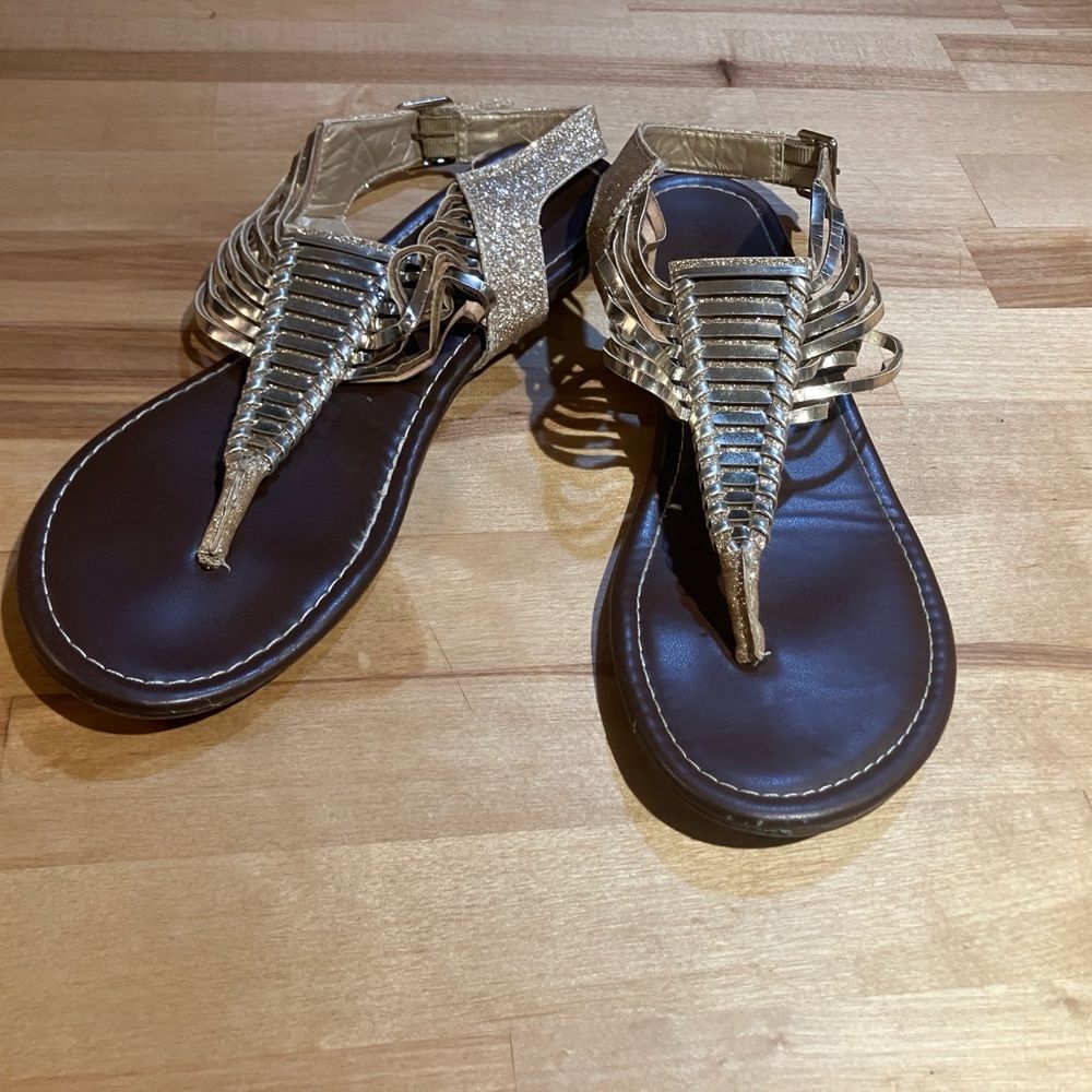 Hot Cakes flats, new without tags, size 9M